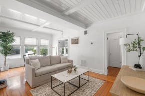 The Adaline #3 - Upscale Hyde Park Apt, First Floor